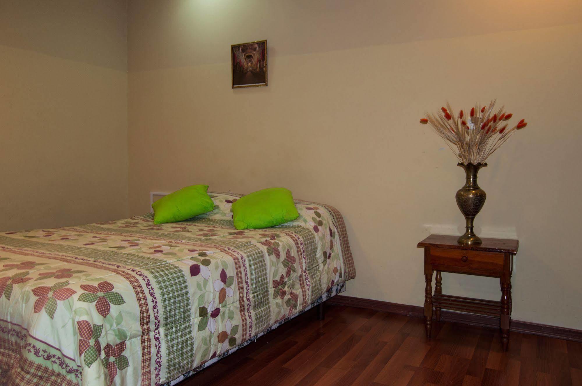 Hostel Discovery Quito Puembo Exteriér fotografie